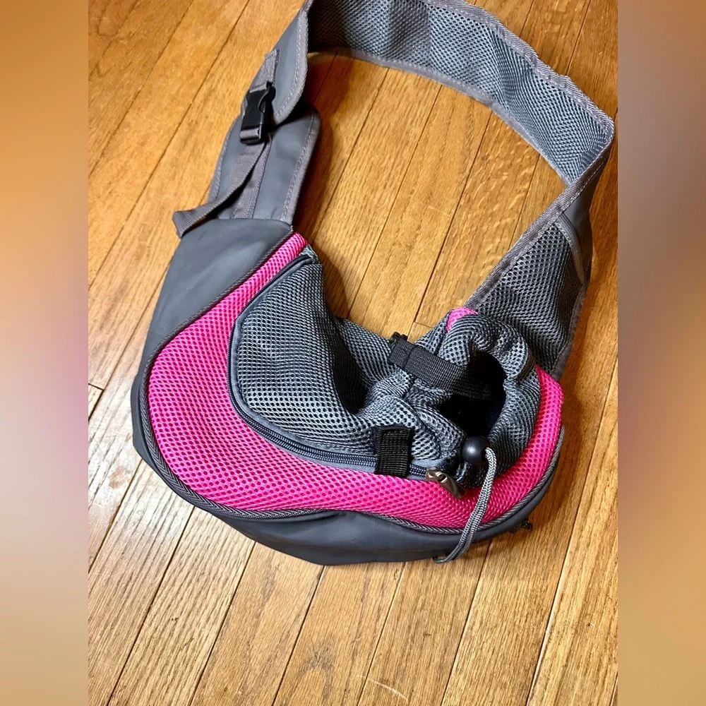Pet Dog Sling Carrier, Breathable Mesh Portable Travel Safe Pet Sling bag